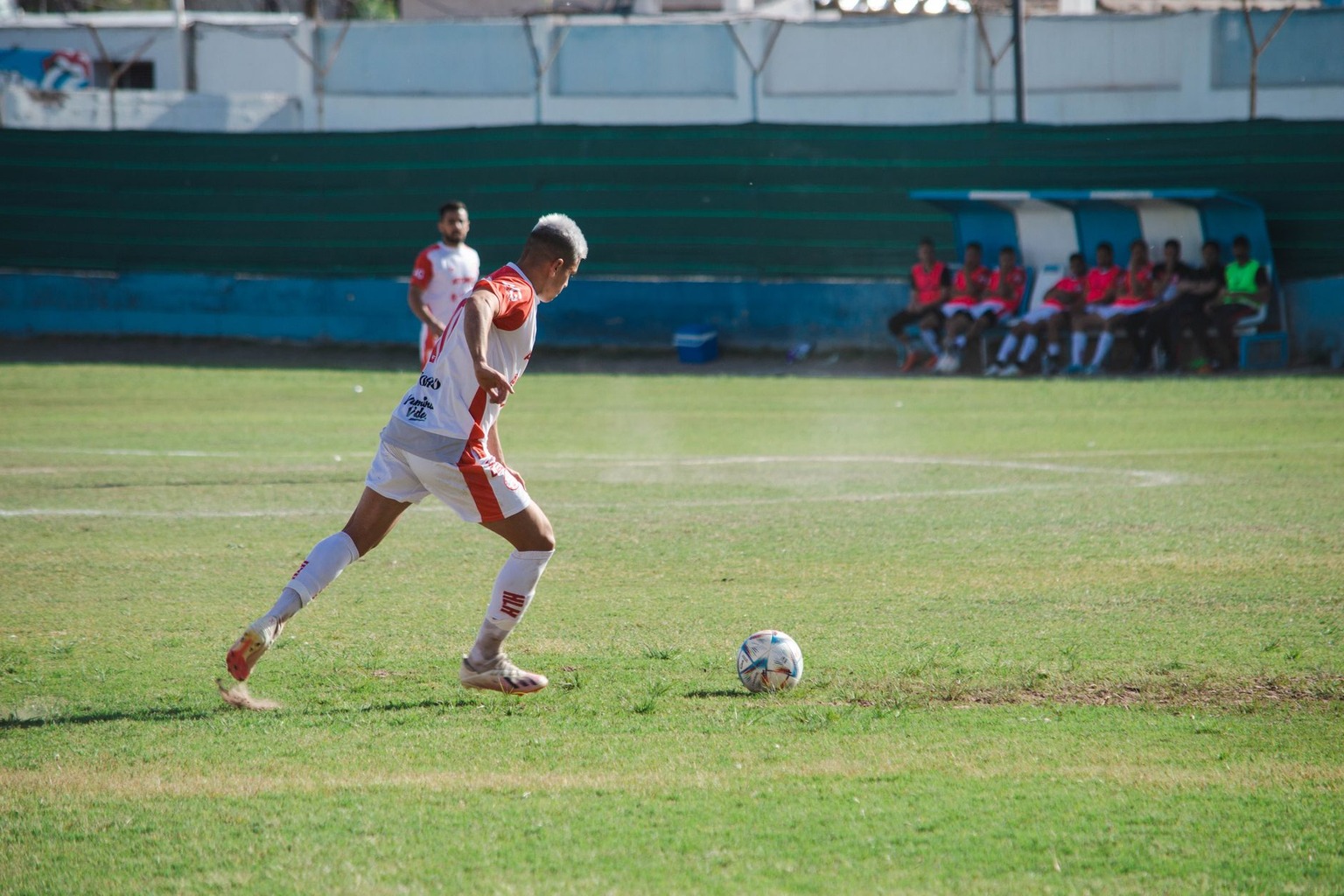 Unlock Central Access: How Midfielders Dominate the Game — Creative Distribution and Attacking Influence